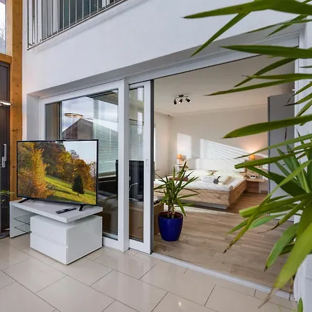 Haus Romeo Alpine Gay - Men 18+ Only بيت ضيافة