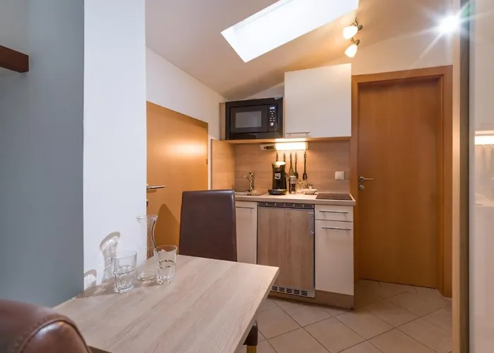 Haus Romeo Alpine Gay - Men 18+ Only Гостевой дом 3*