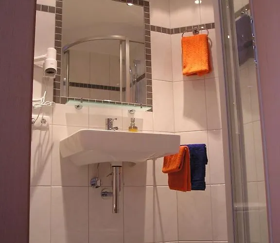 Гостевой дом Haus Romeo Alpine Gay - Men 18+ Only 3*