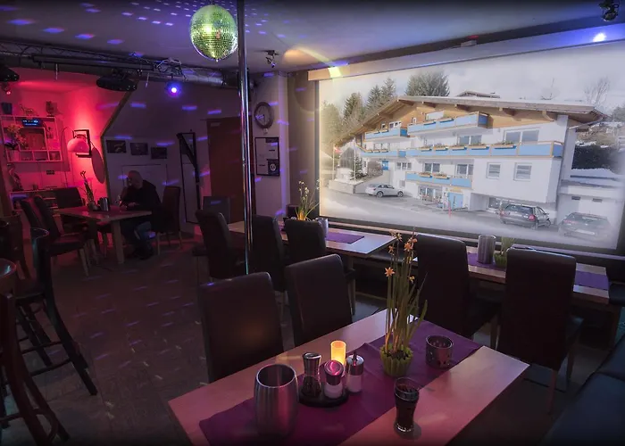 Гостевой дом Haus Romeo Alpine Gay - Men 18+ Only