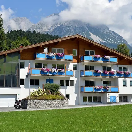 Haus Romeo Alpine Gay - Men 18+ Only